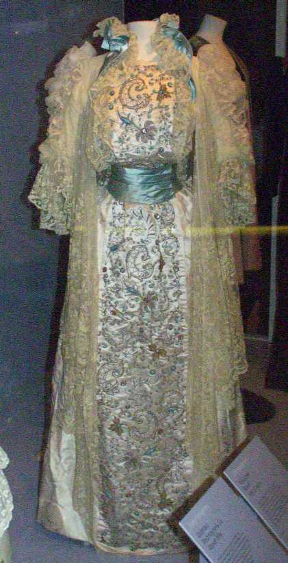 Edwardian at V&A – Naergi's Costuming Site